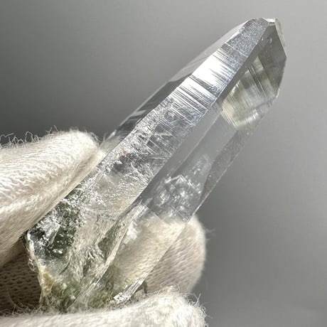 【ガネッシュヒマール産】クローライトイン天然ヒマラヤ水晶ミニポイント/Ganesh Himal Chlorite in Himalayan Quartz Mini Point
