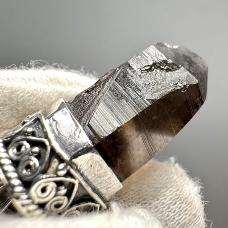【ガウリシャンカール産】天然ヒマラヤスモーキークォーツ シルバー925ペンダントトップ/GauriShankar Himalayan Smoky Quartz S/V925Pendant Top