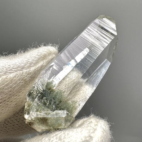 【ガネッシュヒマール産】クローライトイン天然ヒマラヤ水晶ミニポイント/Ganesh Himal Chlorite in Himalayan Quartz Mini Point