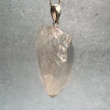 【カイラス産】天然ヒマラヤ水晶バチカン付きペンダントトップ②/Kailash Himalayan Quartz Pendant Top
