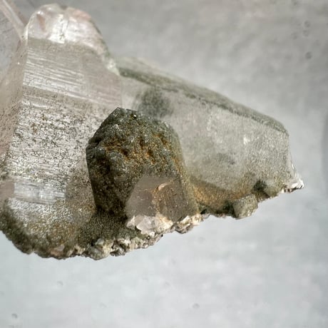 【ガネッシュヒマール産】クローライトイン天然ヒマラヤ水晶クラスター/Ganesh Himal Chlorite in Himalayan Quartz Cluster