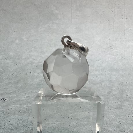 【ガネッシュヒマール産】天然ヒマラヤ水晶"手磨き加工"多面カットペンダントトップ/Ganesh Himal Himalayan Quartz Multicut Pendant Top