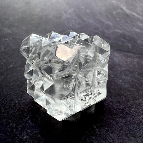 【マニハール産】 天然ヒマラヤ水晶"ピラミッドキューブ"④/Manihar Himalayan Quartz "Pyramid Cube"