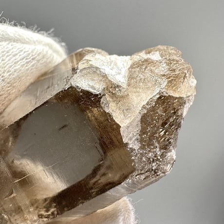 ガウリシャンカール産天然ヒマラヤスモーキークォーツポイント/GauriShankar Himalayan Smoky Quartz