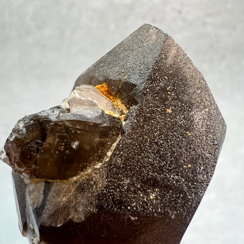 ガウリシャンカール産】天然ヒマラヤスモーキークォーツ