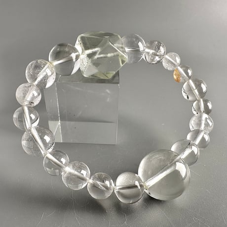 【カイラス産】"手磨き"天然ヒマラヤ水晶 デザインブレスレット/Kailash Himalayan Quartz Design Bracelet