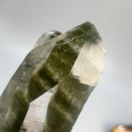 【ガネッシュヒマール産】クローライトイン天然ヒマラヤ水晶ポイント/Ganesh Himal Chlorite in Himalayan Quartz Mini Point