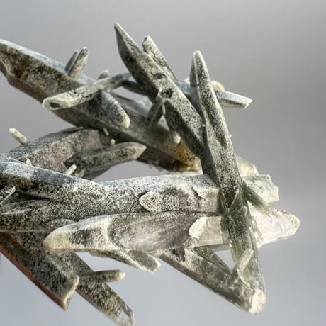 【ガネッシュヒマール産】クローライトインヒマラヤ水晶クラスター/Ganesh Himal  Chlorite in Himalayan Quartz Cluster