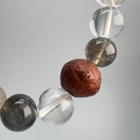 【デザインブレスレット】ガネッシュヒマール産天然ヒマラヤ水晶×鳳眼菩提樹ビーズ Ganesh Himal Himalayan Quartz × Bodhi Beads Bracelet