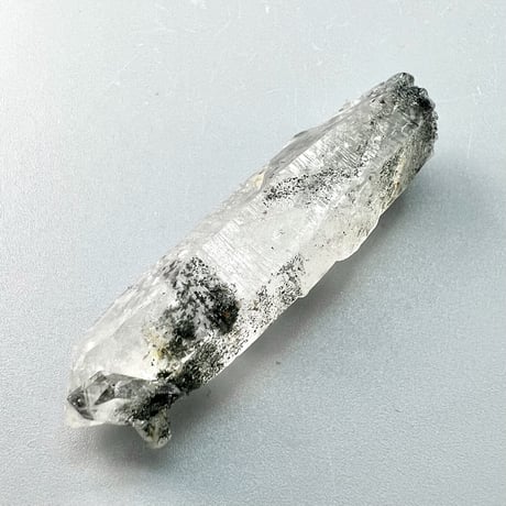 【マナスル産】クローライトイン天然ヒマラヤ水晶ポイント/Manaslu Chlorite in Himalayan Quartz Point