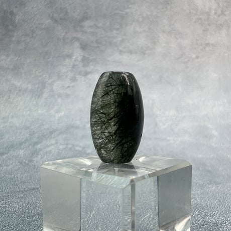【ガネッシュヒマール産】アクチノライトイン天然ヒマラヤ水晶 樽型ビーズ⑳/Ganesh Himal Actinolite in Himalayan Quartz barrel beads