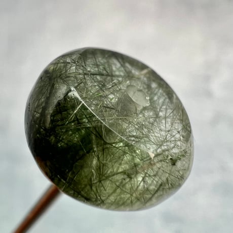 【ガネッシュヒマール産】アクチノライトイン天然ヒマラヤ水晶 タイヤ型ビーズ⑤/Ganesh Himal Actinolite in Himalayan Quartz Tire beads