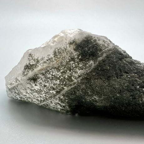 大特価【ガネッシュヒマール産】クローライトイン天然ヒマラヤ水晶❺/Ganesh Himal Chlorite in Himalayan Quartz