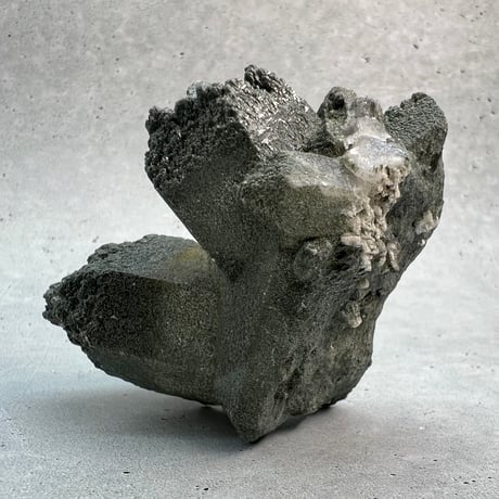 【ガネッシュヒマール産】クローライトイン天然ヒマラヤ水晶クラスター/Ganesh Himal Chlorite in Himalayan Quartz Cluster