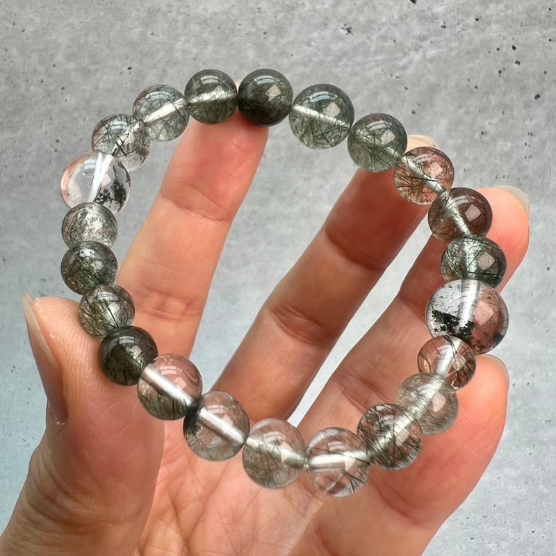 期間限定特価！【天然石】 アクチノライト ブレスレット ガネッシュヒマール産】アクチノライトイン天然ヒマラヤ水晶デザイン