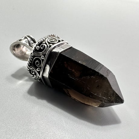 【ガウリシャンカール産】天然ヒマラヤスモーキークォーツ シルバー925ペンダントトップ/GauriShankar Himalayan Smoky Quartz S/V925Pendant Top