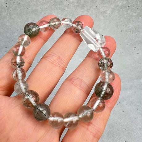 【ガネッシュヒマール産】アクチノライトイン天然ヒマラヤ水晶デザインブレスレット/Ganesh Himal Actinolite in Himalayan Quartz Design Bracelet