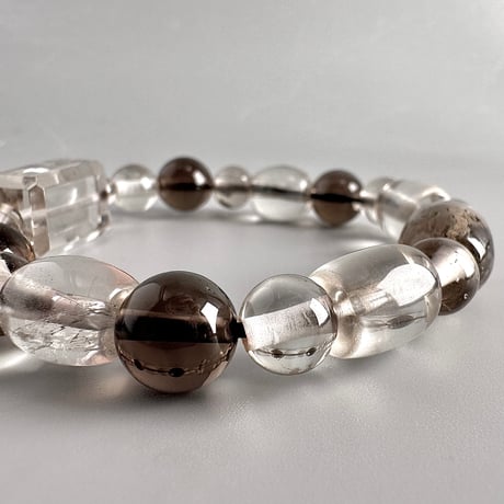 ガウリシャンカール産"手磨き加工"天然ヒマラヤスモーキークォーツ デザインブレスレット Gaurishankar SmokyQuartz Design Bracelet