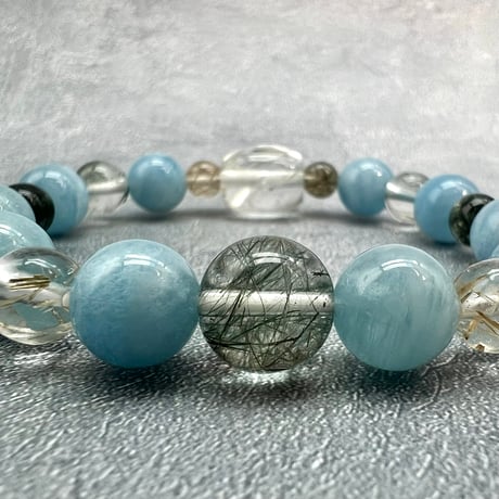 【デザインブレスレット】天然アクアマリン+ガネッシュヒマール産クローライトイン天然ヒマラヤ水晶/Aquamarine+Ganeshhimal Chlorite in H.Quartz Bracelet