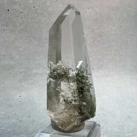 【ガネッシュヒマール産】クローライト&アクチノライト イン天然ヒマラヤ水晶/Ganesh Himal Chlorite&Actinorite in Himalayan Quartz