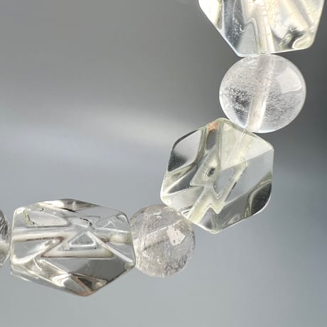 【カイラス産】"手磨き"天然ヒマラヤ水晶デザインブレスレット/Kailash Himalayan Quartz Design Bracelet