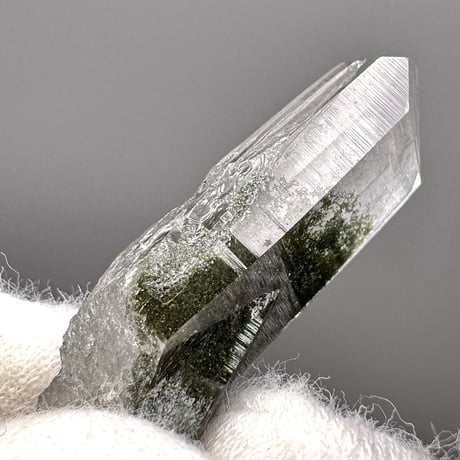 【ガネッシュヒマール産】クローライトイン天然ヒマラヤ水晶ミニポイント/Ganesh Himal Chlorite in Himalayan Quartz Mini Point
