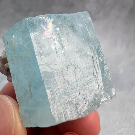 ネパール産【ヒマラヤアクアマリン】原石/Nepal Himalayan Aquamarine