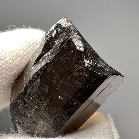 ガウリシャンカール産天然ヒマラヤスモーキークォーツポイント/GauriShankar Himalayan Smoky Quartz