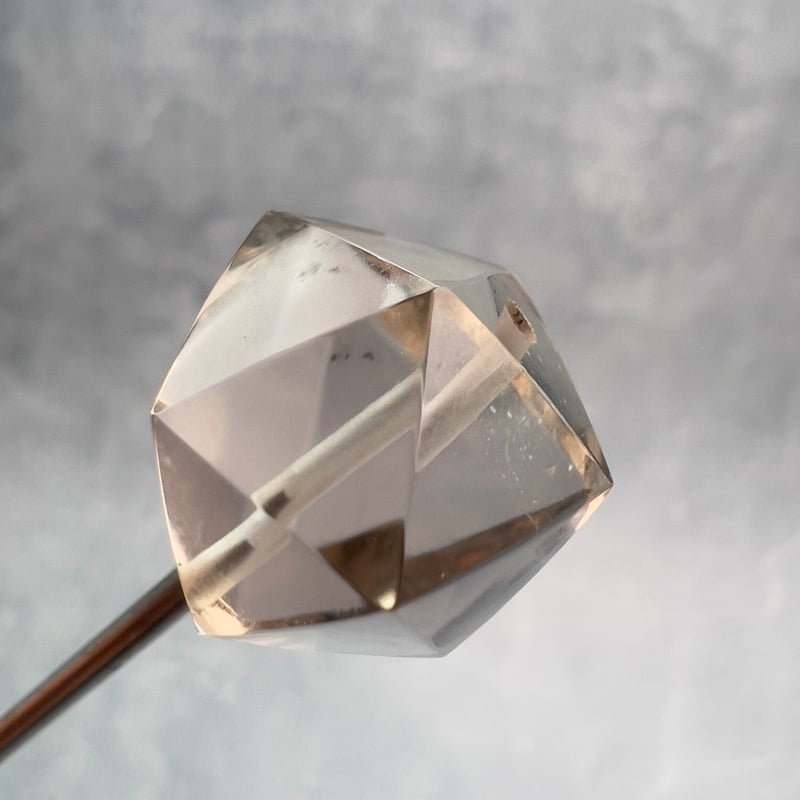 ガウリシャンカール産】天然ヒマラヤスモーキークォーツ