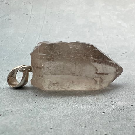 【ガウリシャンカール産】天然ヒマラヤスモーキークォーツ バチカン付きペンダントトップ①/Gaurishankar Himalayan Smoky Silver925 pendant top