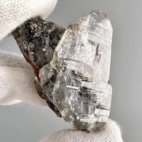 【ガネッシュヒマール産】マイカイン天然ヒマラヤ水晶 ミニポイント/Ganesh Himal Limonite in Himalayan Quartz Mini Point