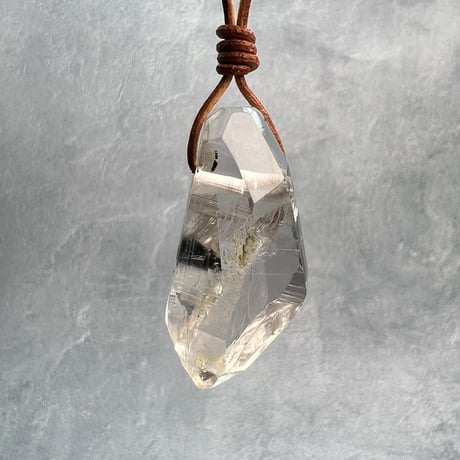 【ガネッシュヒマール産】天然ヒマラヤ水晶ペンダント(ポリッシュ面有)❶/GaneshHimal Natural Himalayan Quartz Pendant
