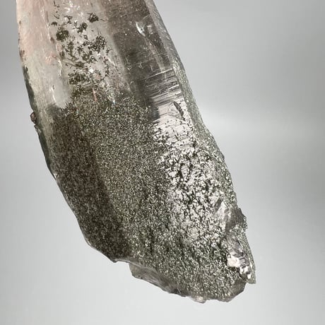 大特価【ガネッシュヒマール産】クローライトイン天然ヒマラヤ水晶/Ganesh Himal Chlorite in Himalayan Quartz