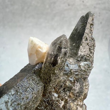 【ガネッシュヒマール産】クローライトイン天然ヒマラヤ水晶クラスター/Ganesh Himal Chlorite in Himalayan Quartz Cluster