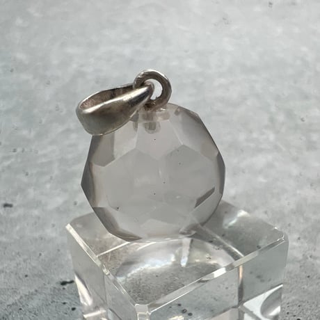 【ガネッシュヒマール産】天然ヒマラヤ水晶"手磨き加工"多面カットペンダントトップ/Ganesh Himal Himalayan Quartz Multicut Pendant Top