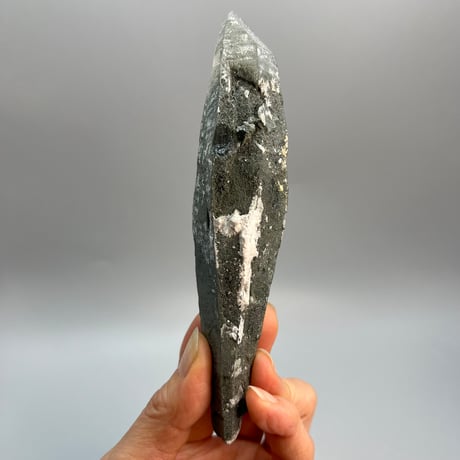 大特価【ガネッシュヒマール産】クローライトイン天然ヒマラヤ水晶❸/Ganesh Himal Chlorite in Himalayan Quartz