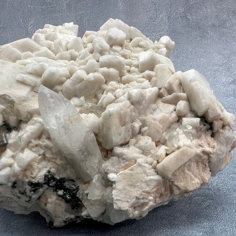 【大特価】ガネッシュヒマール産曹長石&クローライトイン天然ヒマラヤ水晶/Ganesh Himal Feldspar&Chlorite in Himalayan Quartz