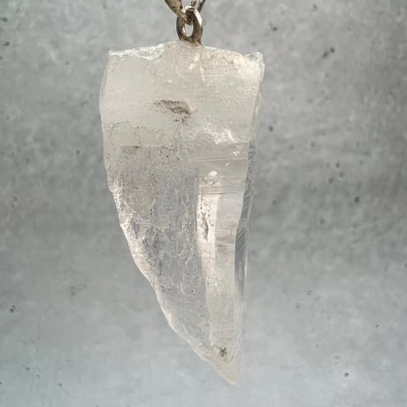 【カイラス産】天然ヒマラヤ水晶バチカン付きペンダントトップ①/Kailash Himalayan Quartz Pendant Top