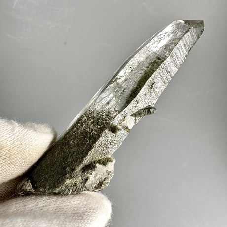 【ガネッシュヒマール産】クローライトイン天然ヒマラヤ水晶ミニポイント"L"/Ganesh Himal Chlorite in Himalayan Quartz Point