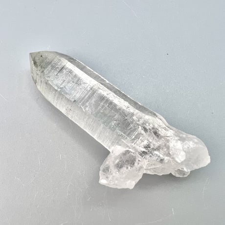 【マナスル産】クローライトイン天然ヒマラヤ水晶ポイント/Manaslu Chlorite in Himalayan Quartz Point