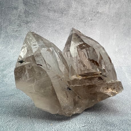 【ガネッシュヒマール産】バイオタイト&雲母入り天然ヒマラヤ水晶/Ganesh Himal Biotite & Mica in Himalayan Quartz