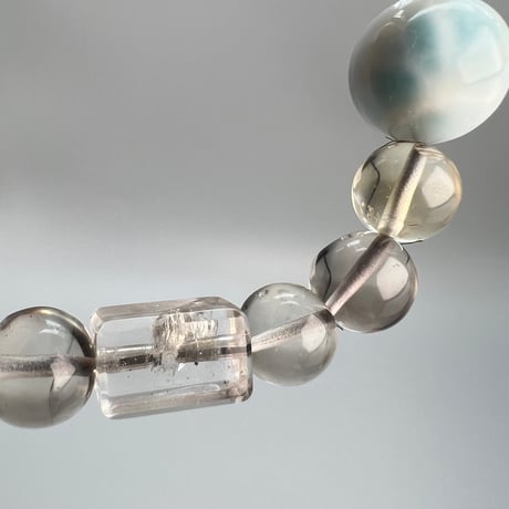 【デザインブレスレット】天然ラリマー×"手磨き加工"ガウリシャンカール産スモーキークォーツ/Larimer×GauriShankar Smoky Design Bracelet