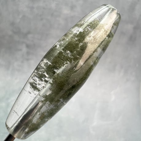 【ガネッシュヒマール産】クローライトイン天然ヒマラヤ水晶 樽型ビーズ/Ganesh Himal Chlorite in Himalayan Quartz barrel beads