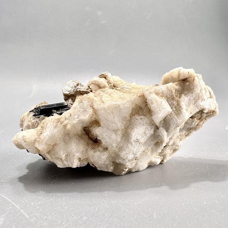 ネパールジャジャルコット産 ヒマラヤ天然ブラックトルマリン原石⑤/Nepal Jajarkot Himalayan Natural Black Tourmaline