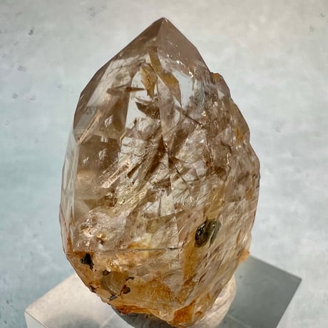 【ガネッシュヒマール産】バイオタイトイン天然ヒマラヤ水晶/Ganesh Himal Biotite in Himalayan Quartz