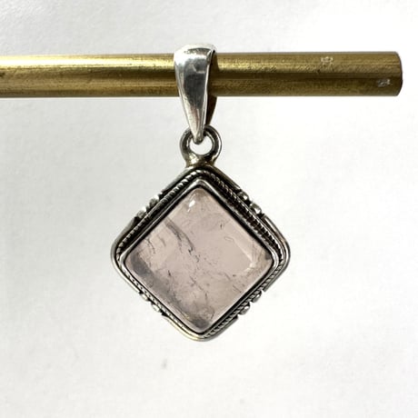 マダガスカル産ローズクォーツペンダントトップ1️⃣ (シルバー925)/Rosequartz Pendant Top