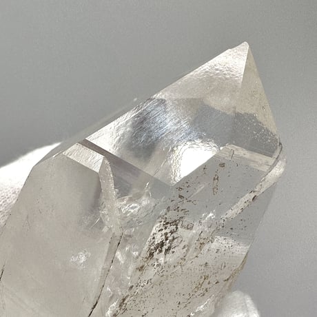 マカルー産天然ヒマラヤ水晶ポイント Makalu  Himalayan Quartz Point
