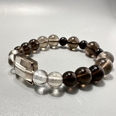 ガウリシャンカール産スモーキークォーツデザインブレスレット1️⃣ Gaurishankar Design Bracelet
