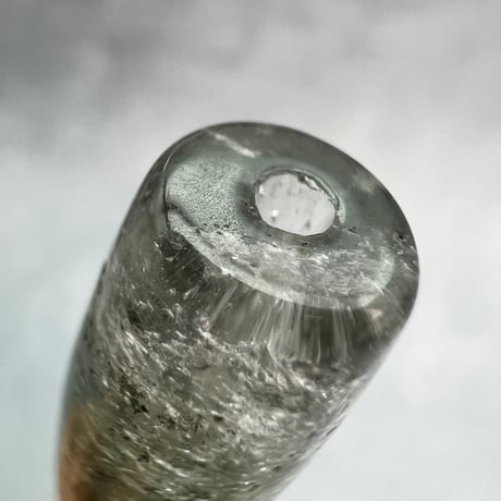 【ガネッシュヒマール産】アクチノライトイン天然ヒマラヤ水晶 樽型ビーズ⑪/Ganesh Himal Actinolite in Himalayan Quartz barrel beads