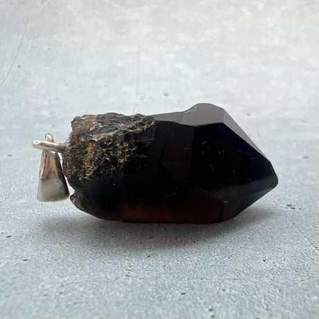 【ガウリシャンカール産】天然ヒマラヤスモーキークォーツ バチカン付きペンダントトップ/Gaurishankar HimalayanSmoky Silver925 pendant top
